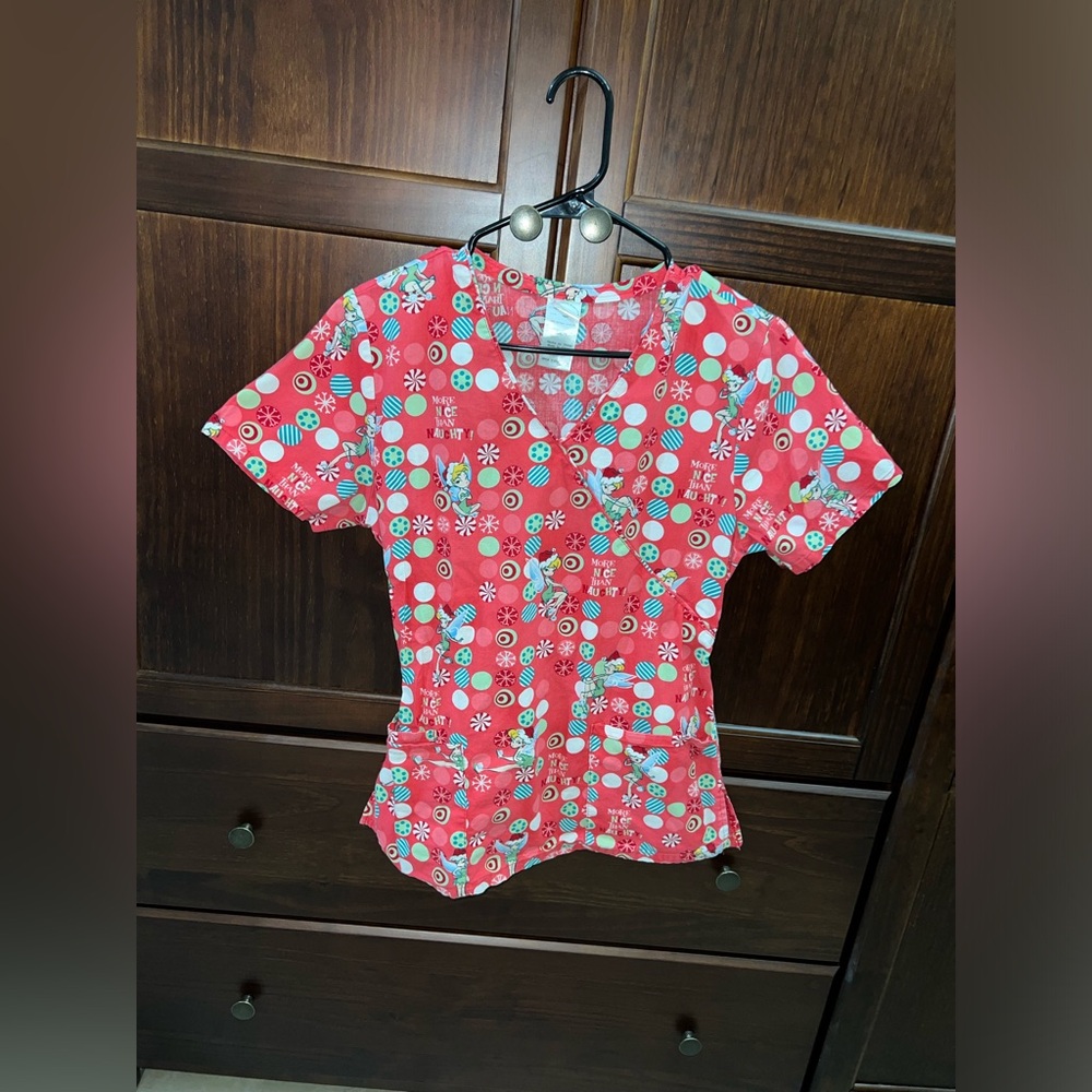 Scrub Top Christmas Holiday‎ Disney Tinkerbell Fairy Snowflakes red